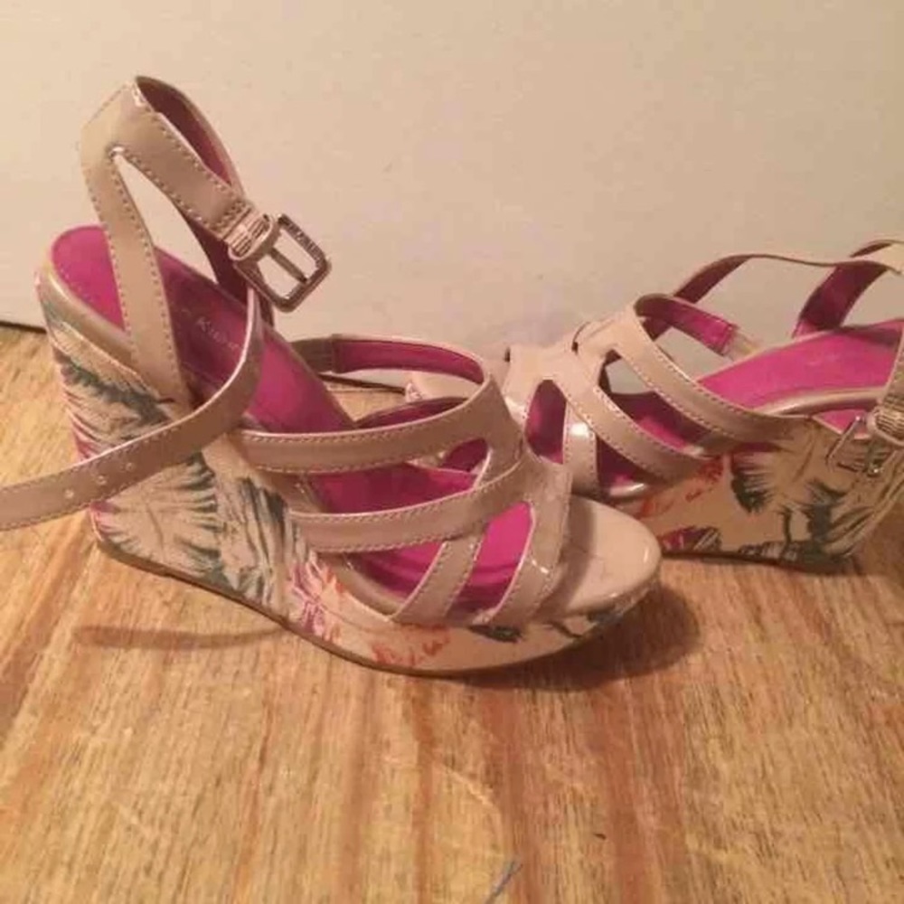 CALVIN KLEIN wedges